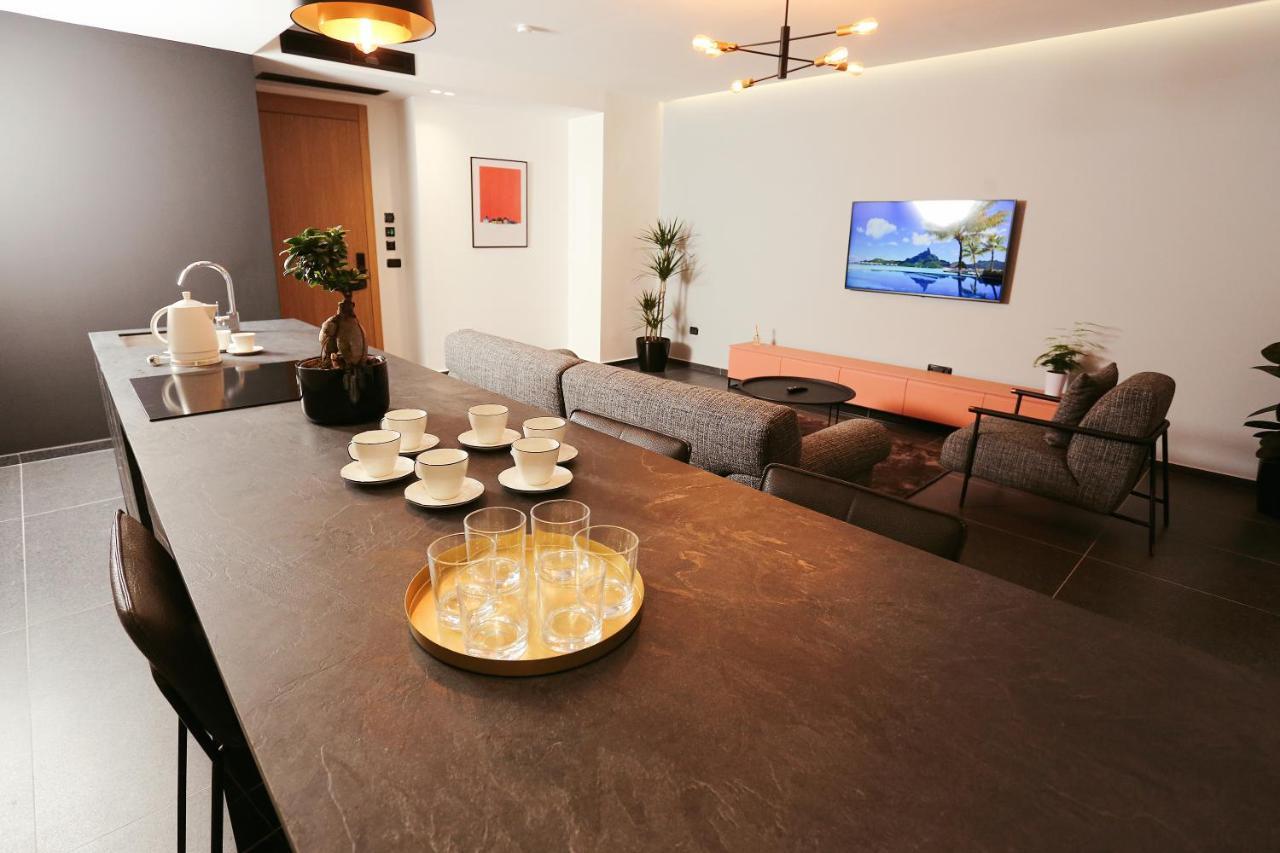 Hotel 12 Gjakova Kültér fotó