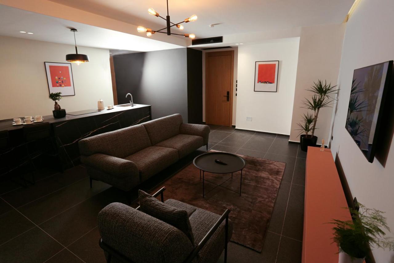 Hotel 12 Gjakova Kültér fotó