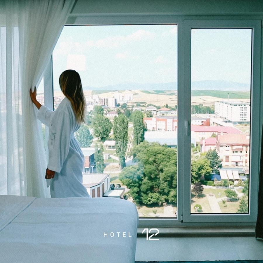 Hotel 12 Gjakova Kültér fotó